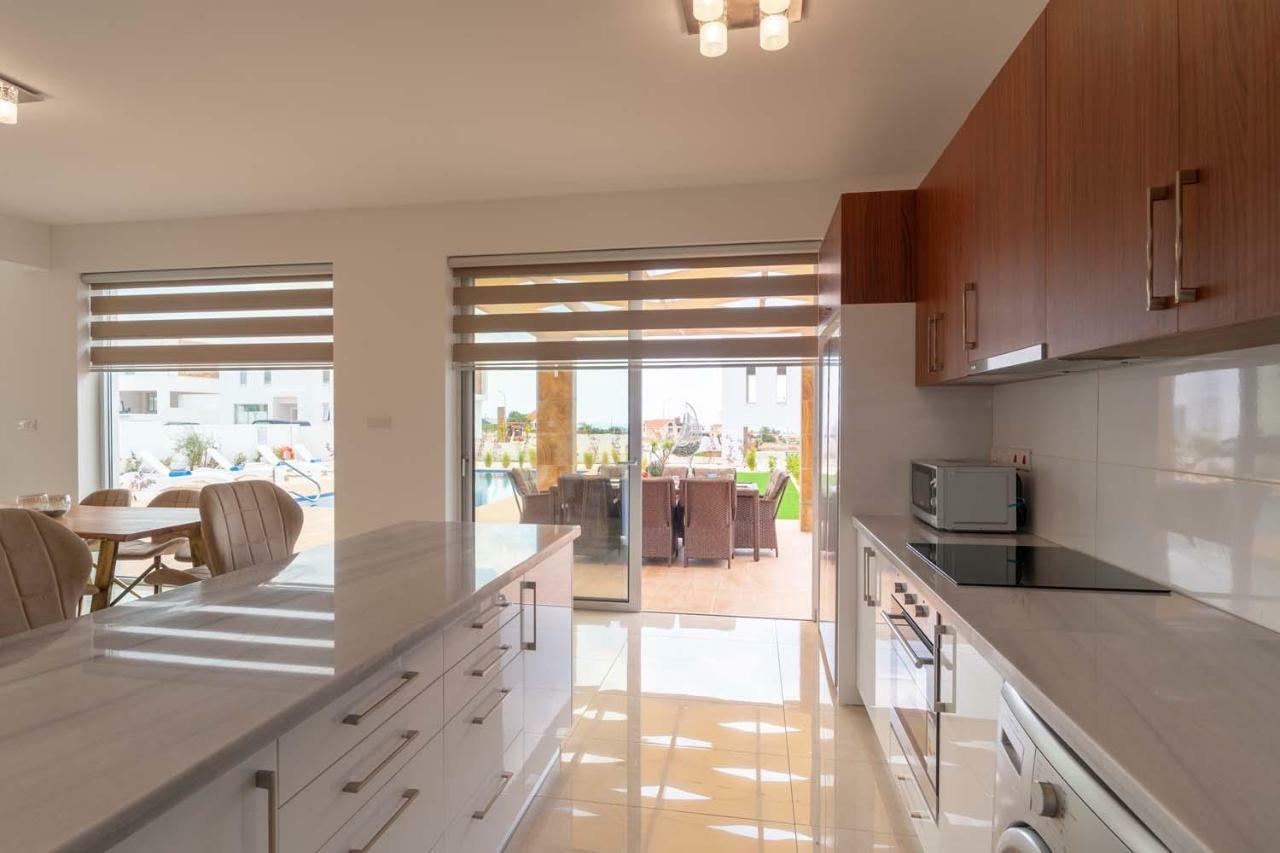 Coral Elite Residences คอรัลเบย์ ภายนอก รูปภาพ